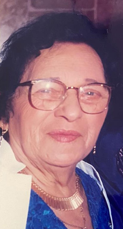 Hannah Navoni Kluger